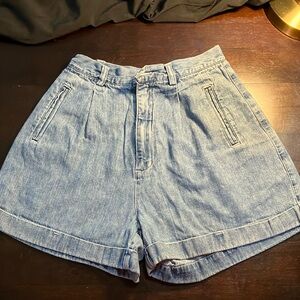 The Limited Vintage 90s Light-Medium Wash Denim Pleated and Cuffed Shorts